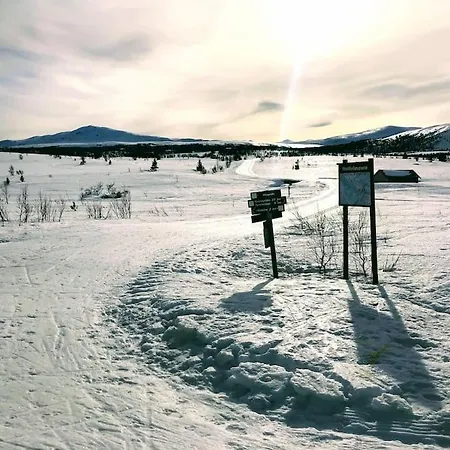 Cabin With Great View Of The Mountains At Lehovd. Сasa de vacaciones